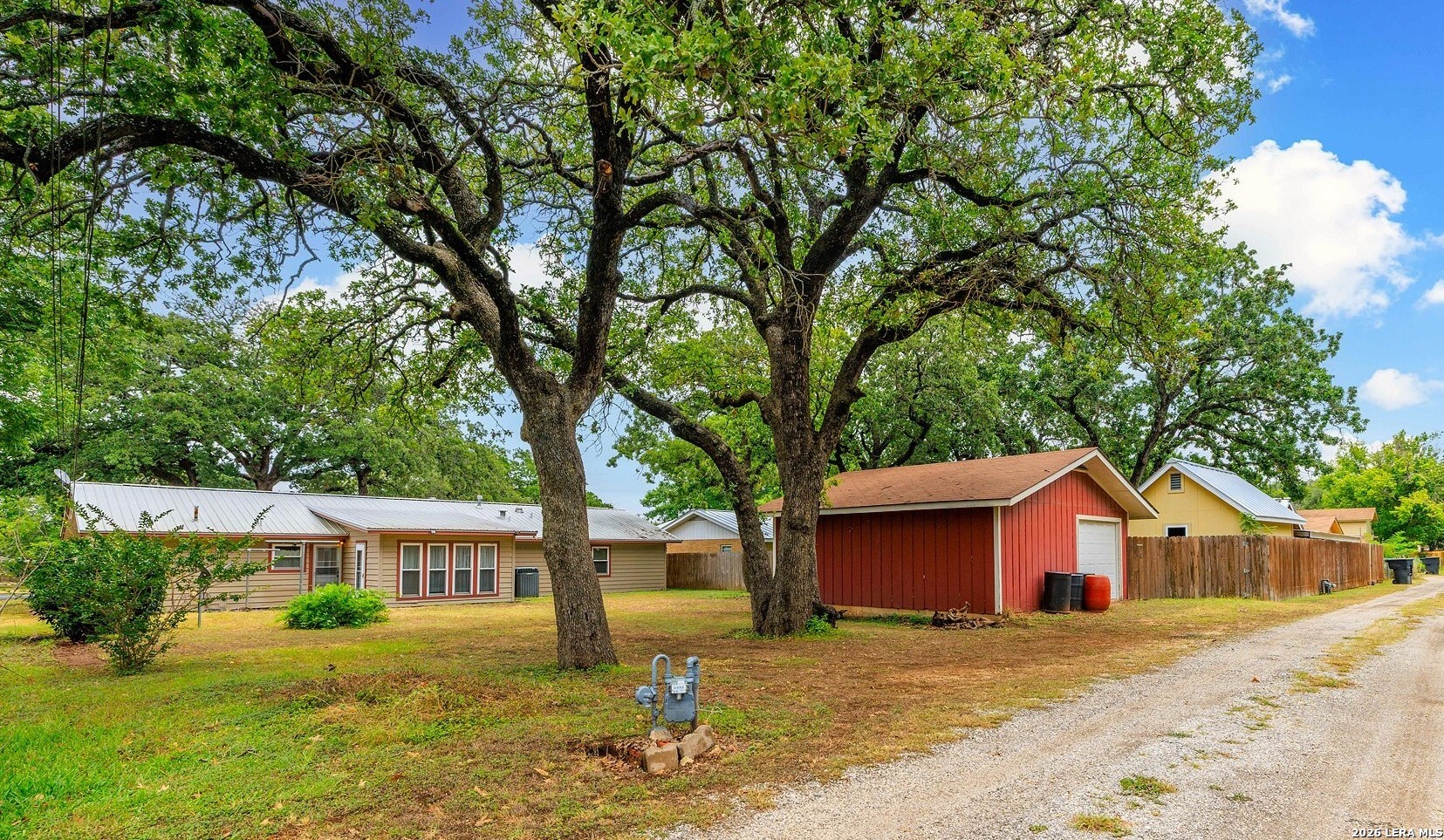 main property photo 21