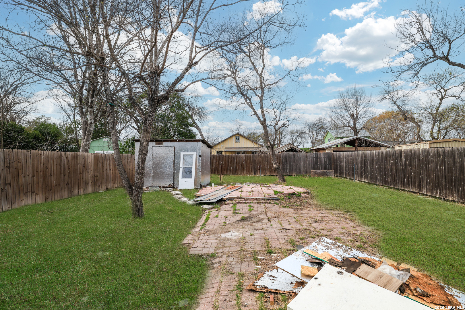main property photo 29