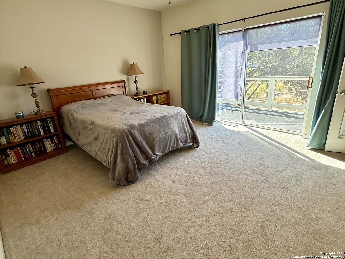 main property photo 28
