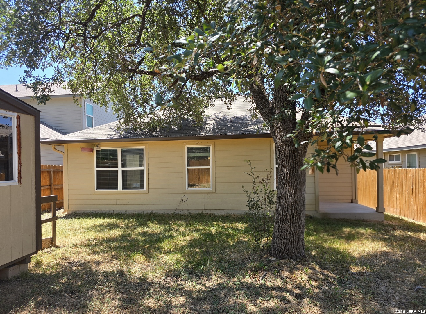 main property photo 17