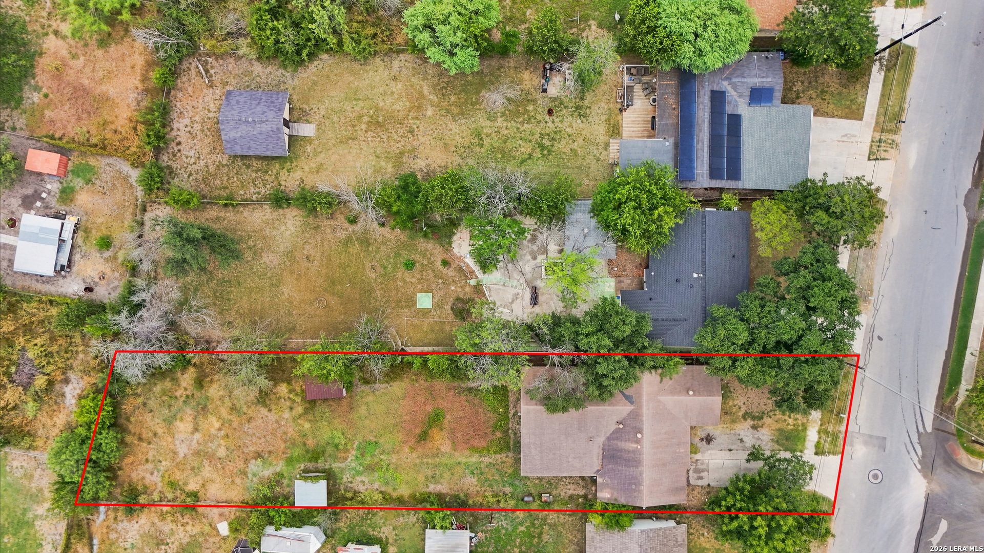 main property photo 19