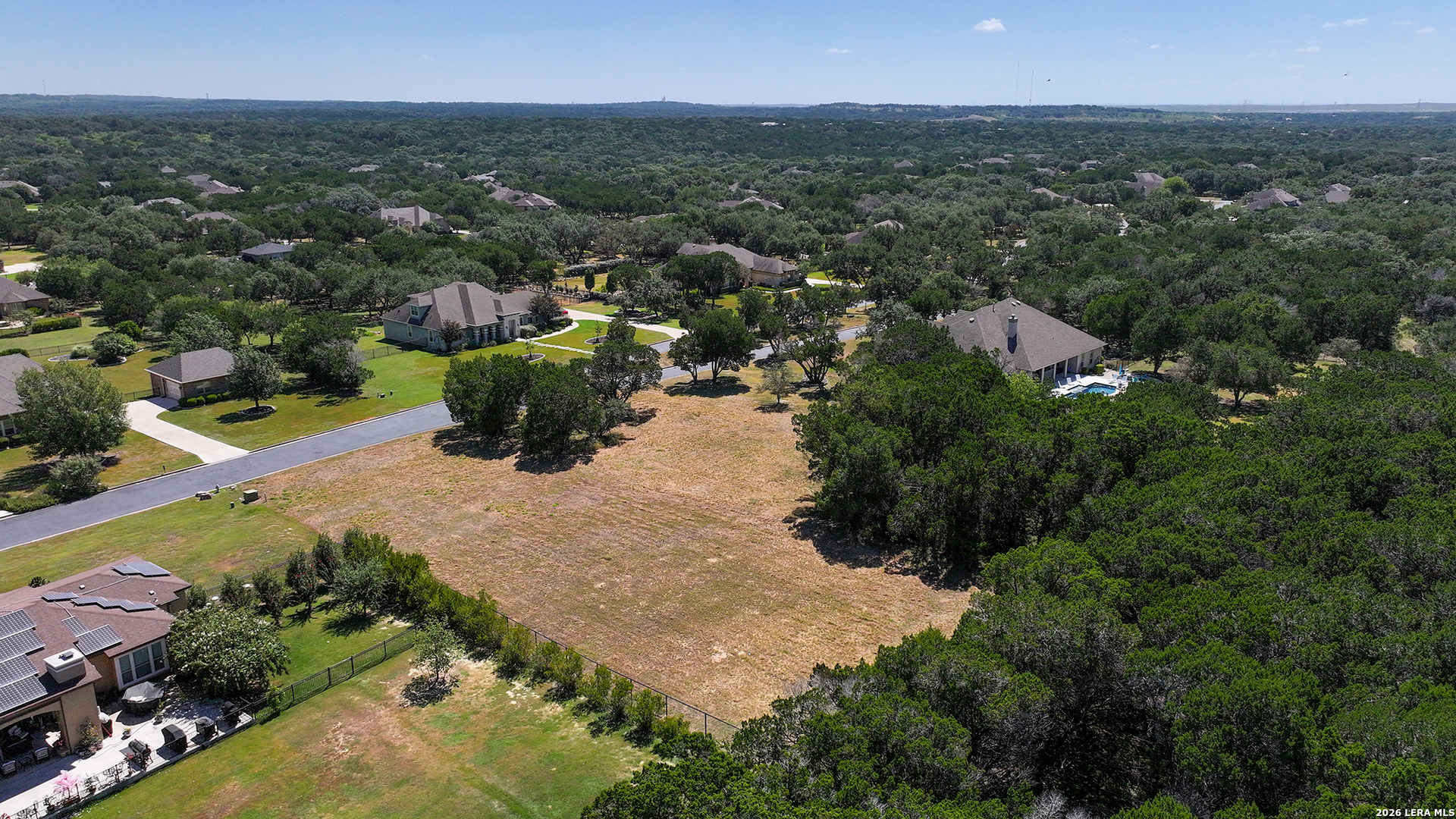 main property photo 15