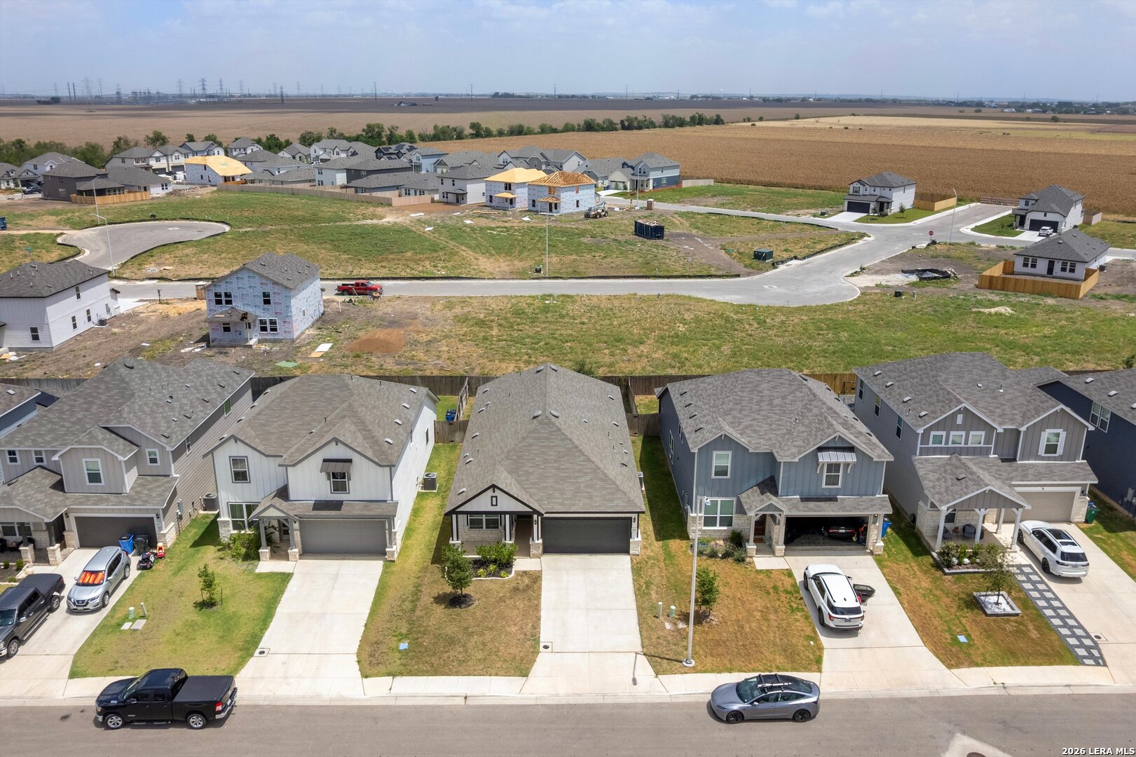 main property photo 27