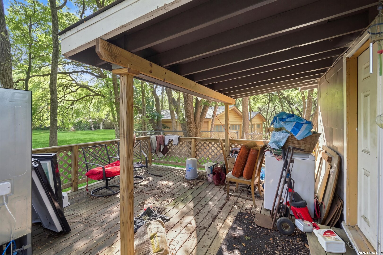 main property photo 13