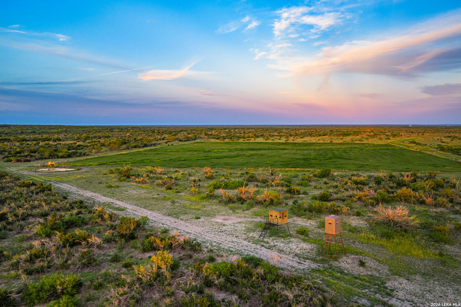 main property photo 16