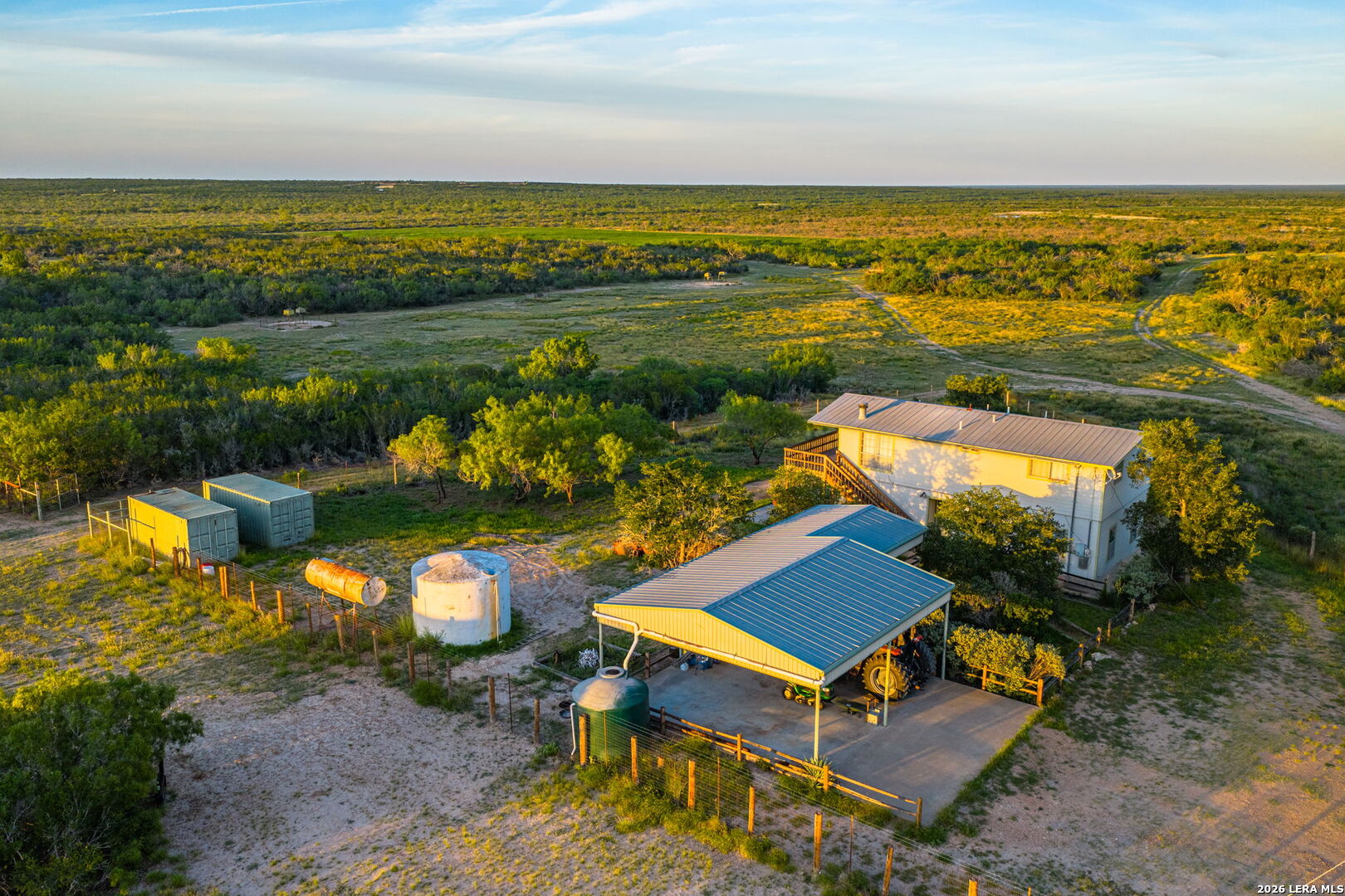 main property photo 35