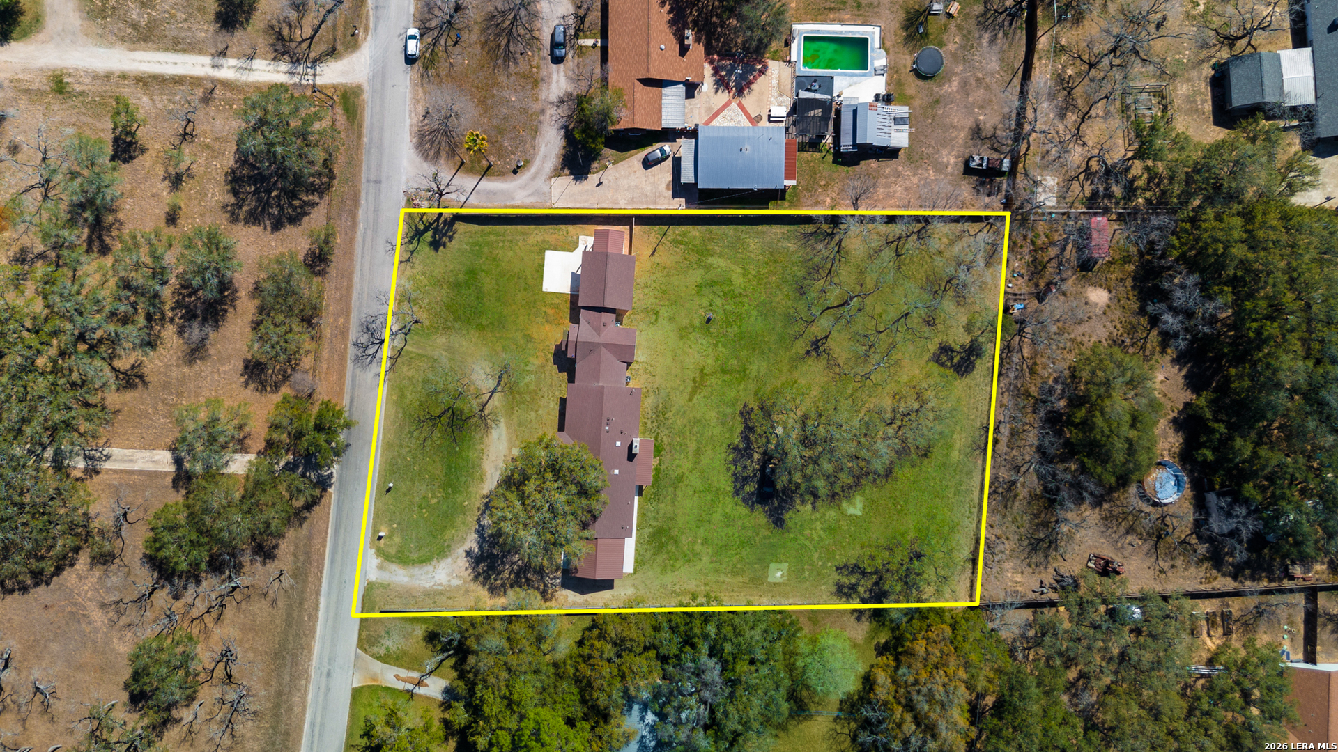 main property photo 41