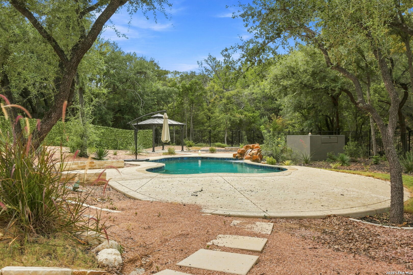 main property photo 59