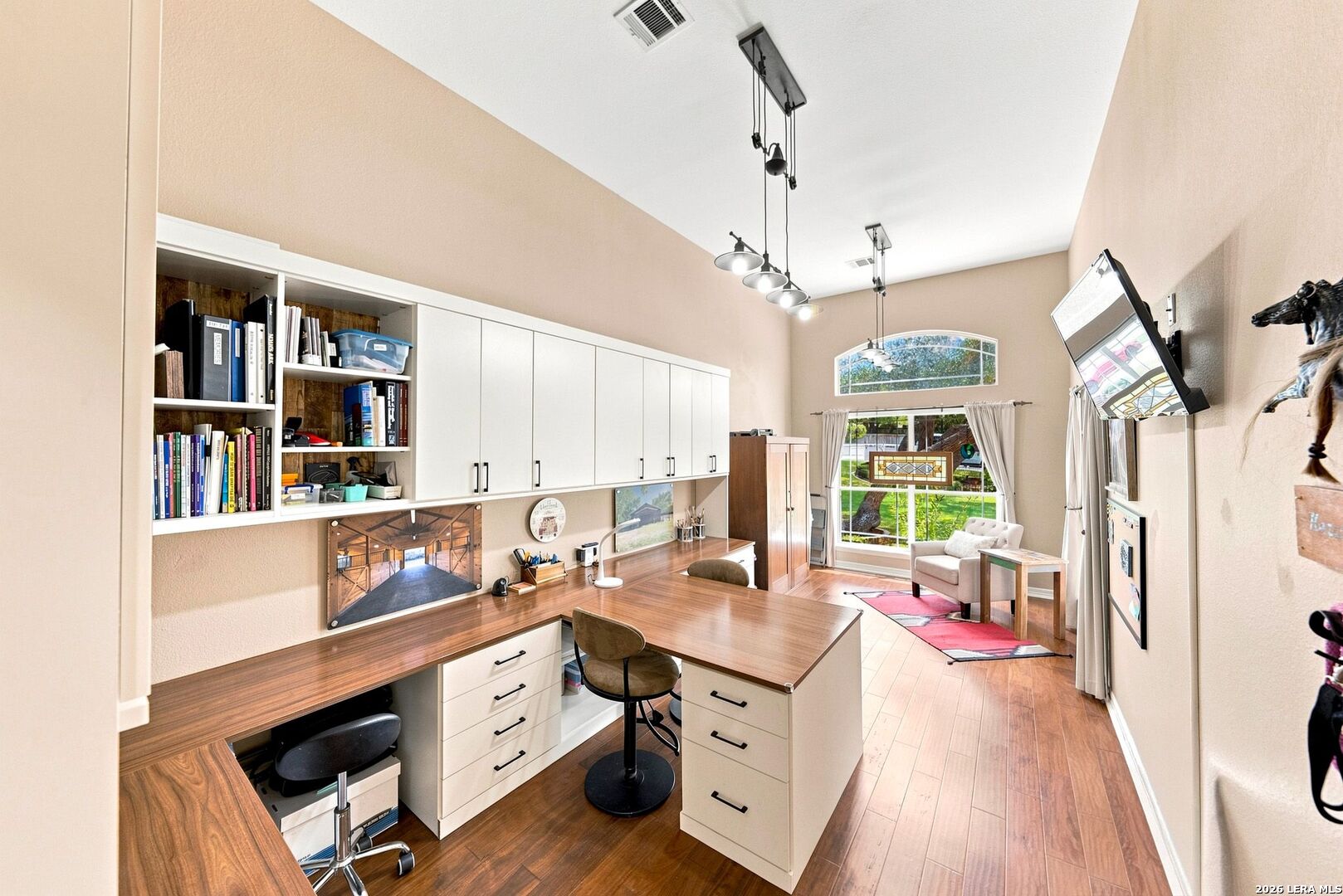 main property photo 59