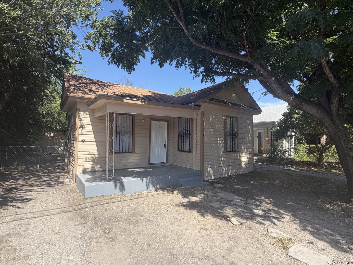 main property photo 1