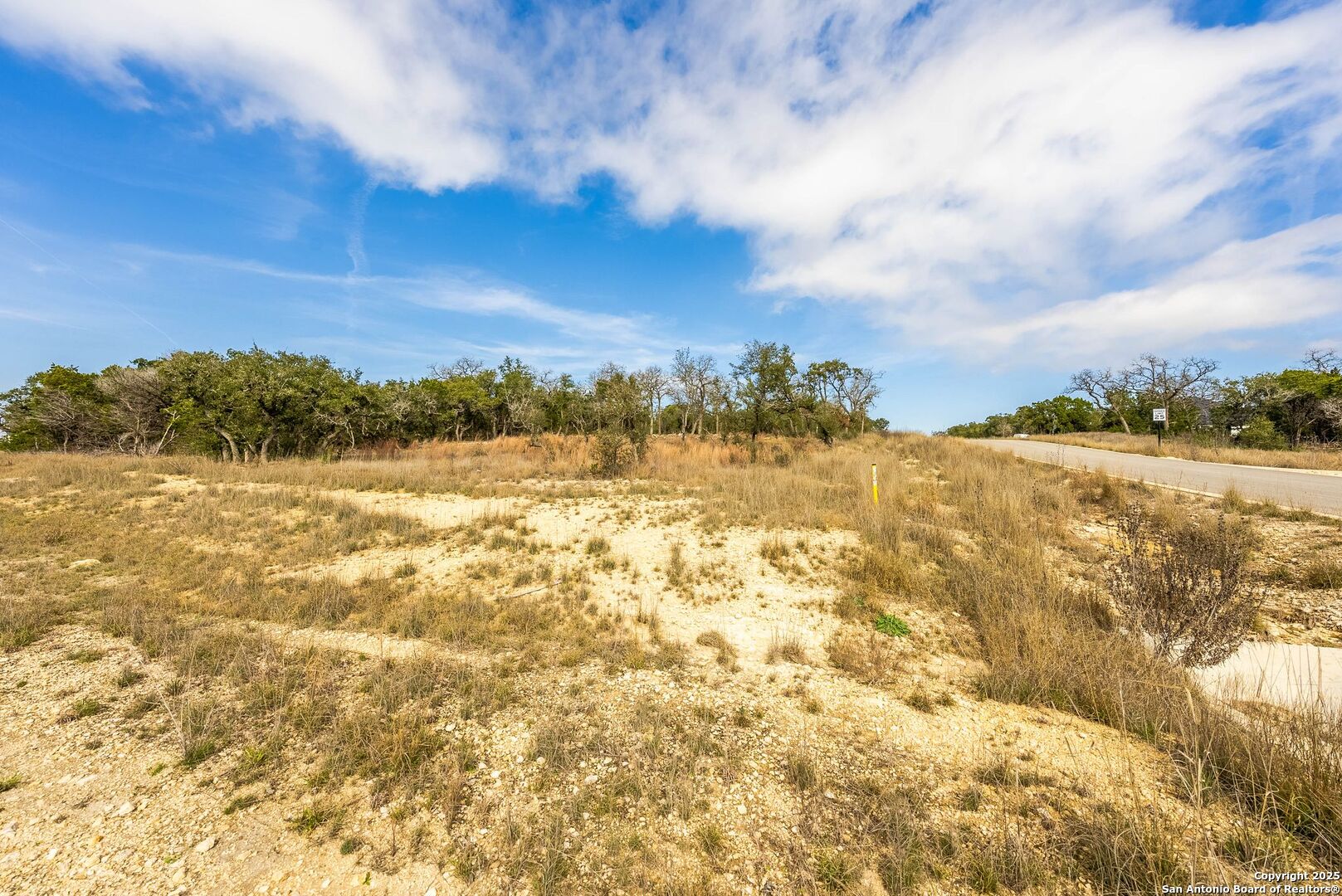 main property photo 20