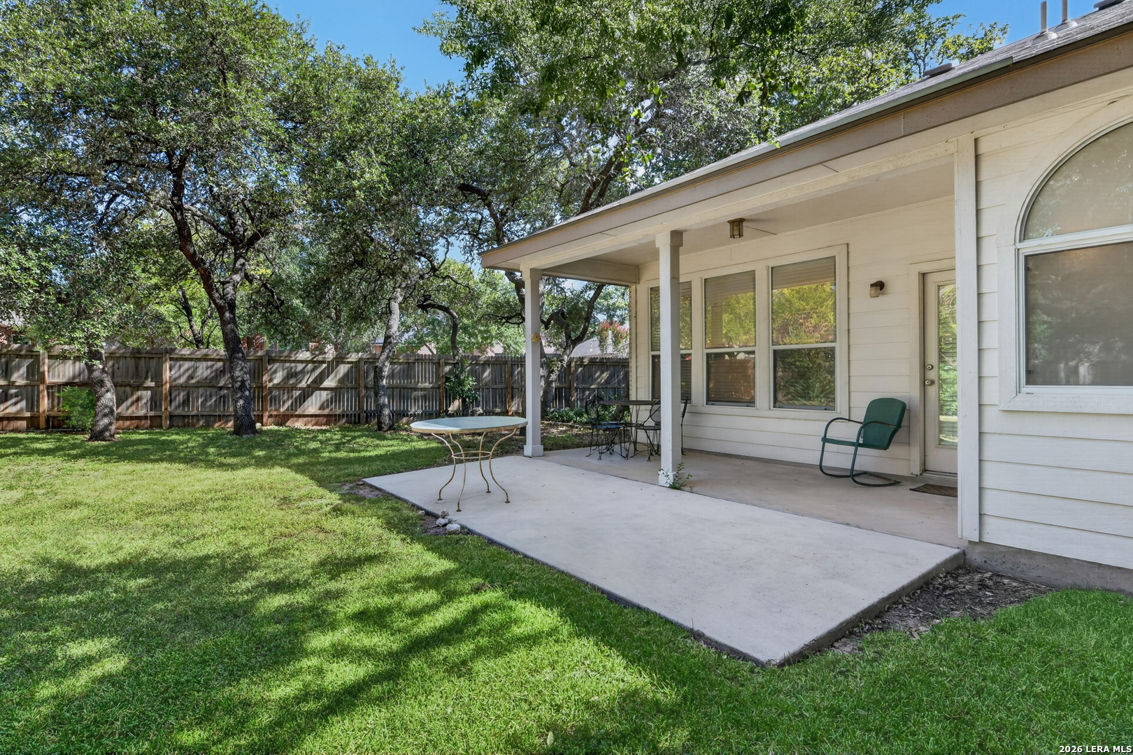 main property photo 25