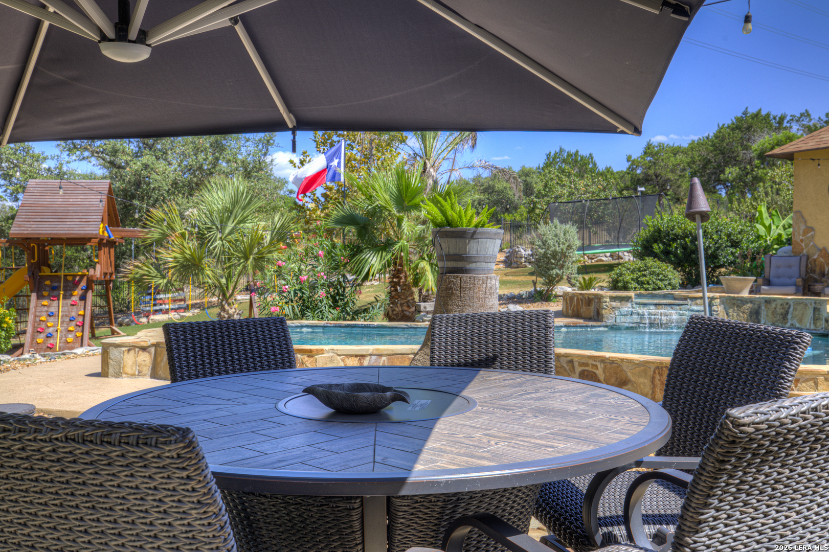 main property photo 60