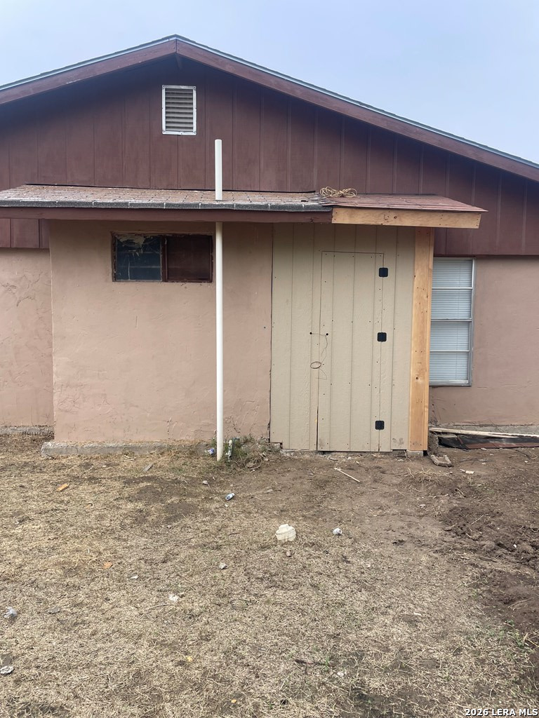 main property photo 16