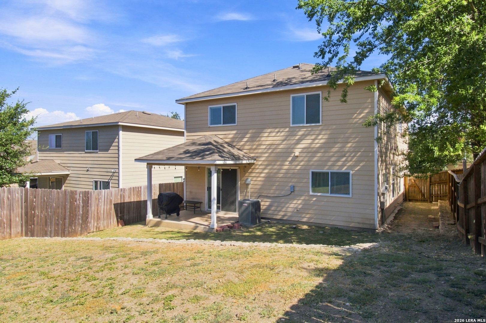 main property photo 26