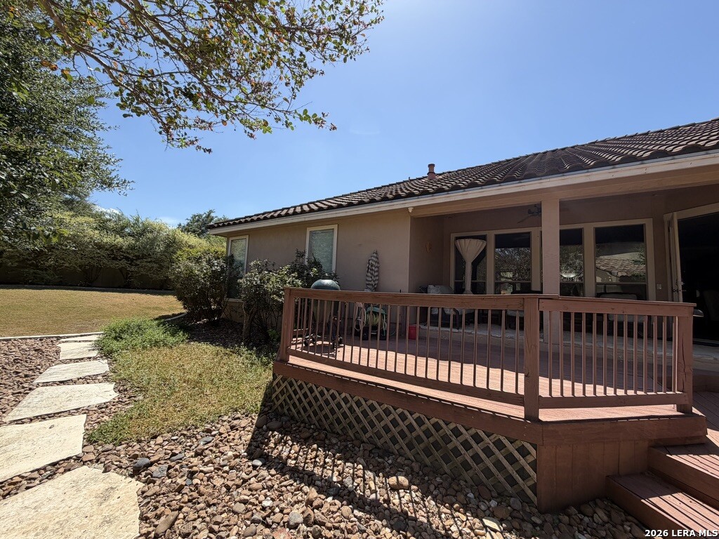 main property photo 30