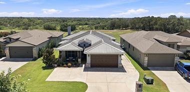 image of property with 3 Bed | 2 Bath | 2,001 Sqft