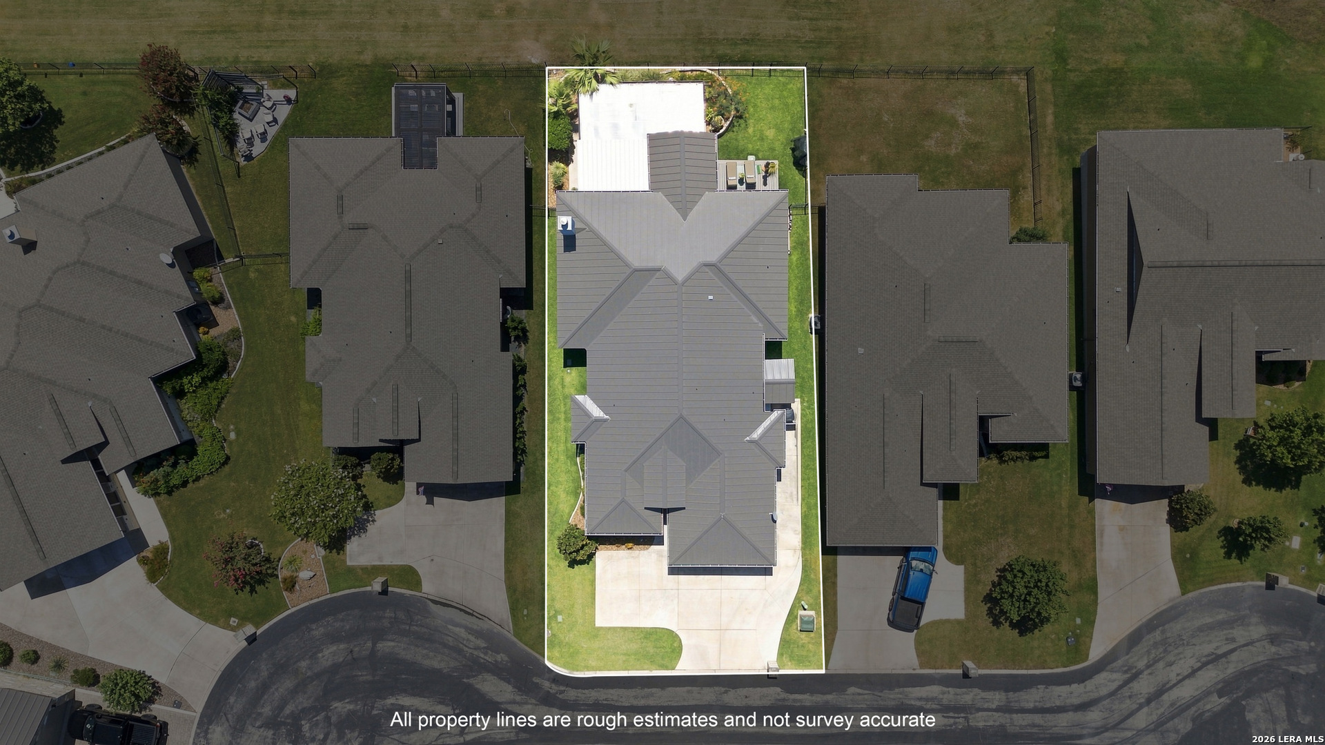 main property photo 40