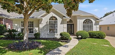 image of property with 3 Bed | 2 Bath | 2,093 Sqft