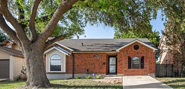 image of property with 3 Bed | 2 Bath | 1,411 Sqft