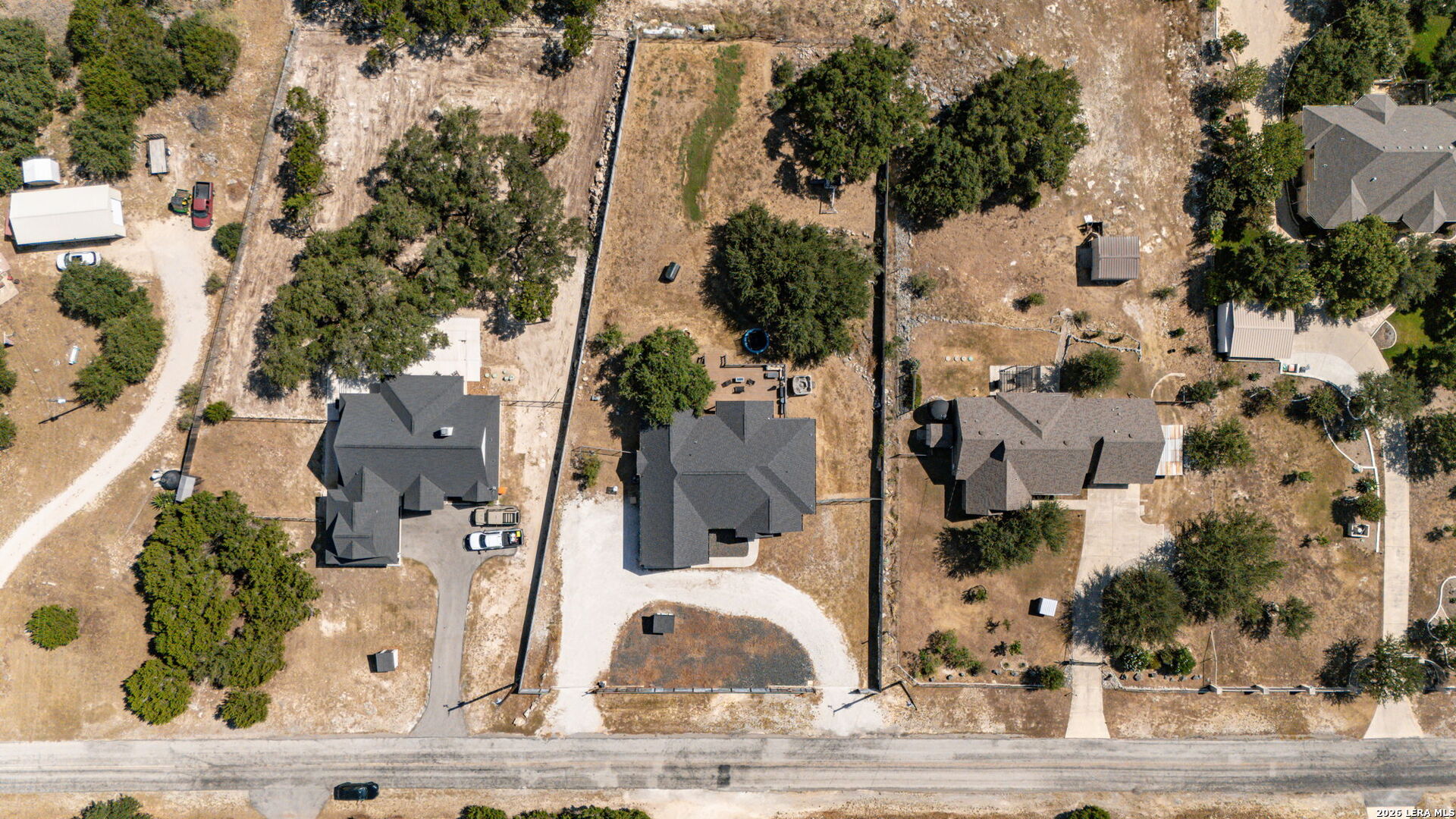 main property photo 50