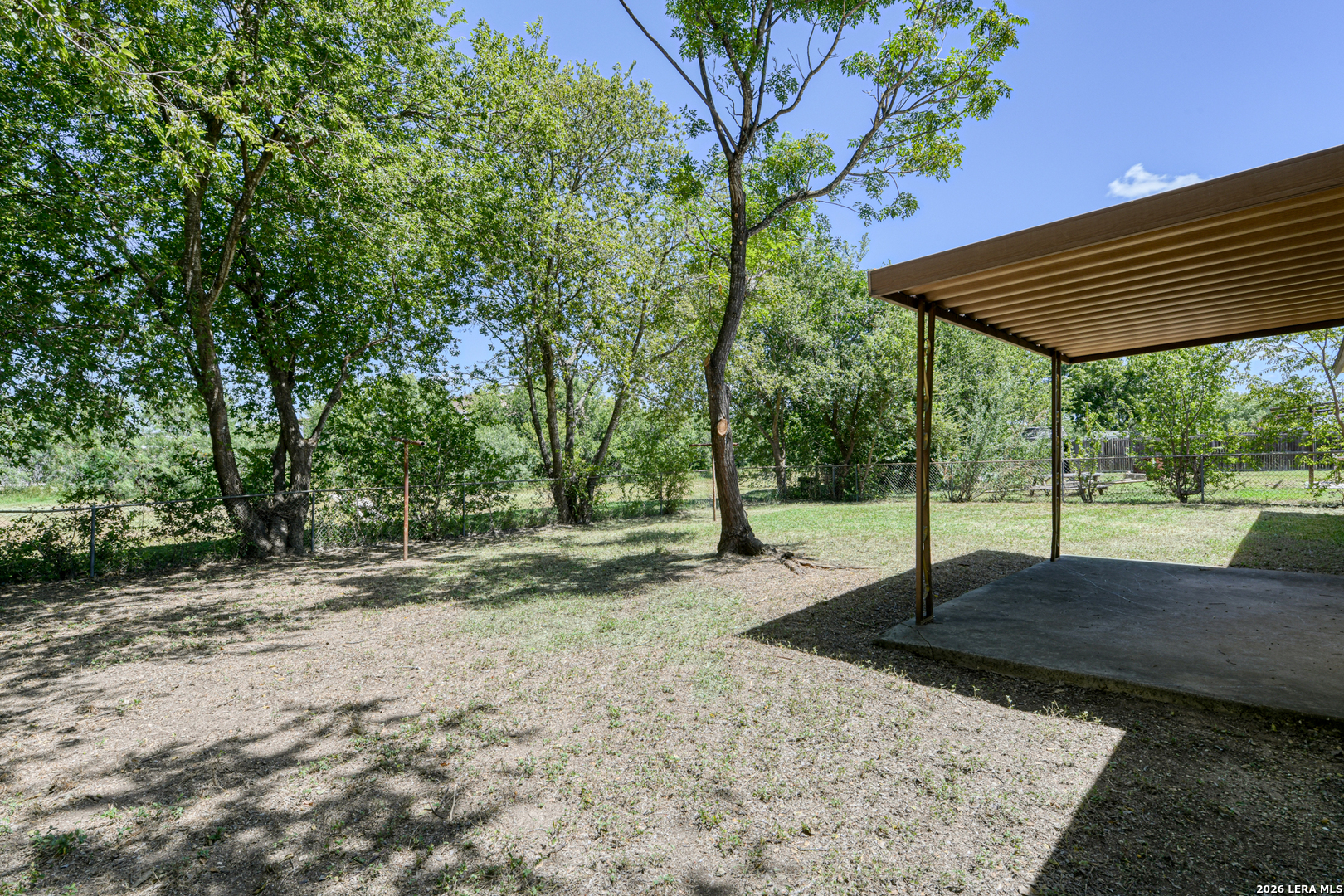 main property photo 19