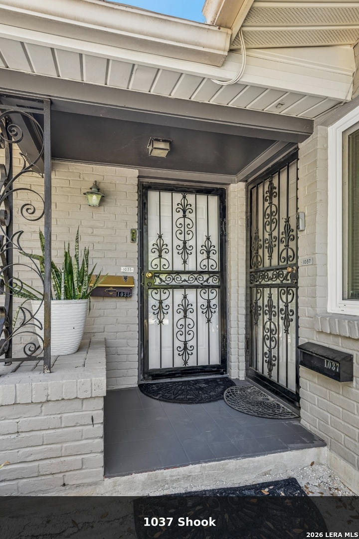 main property photo 23