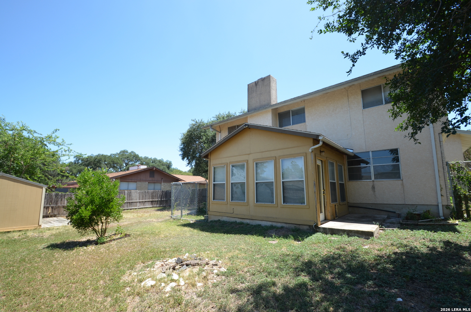main property photo 30