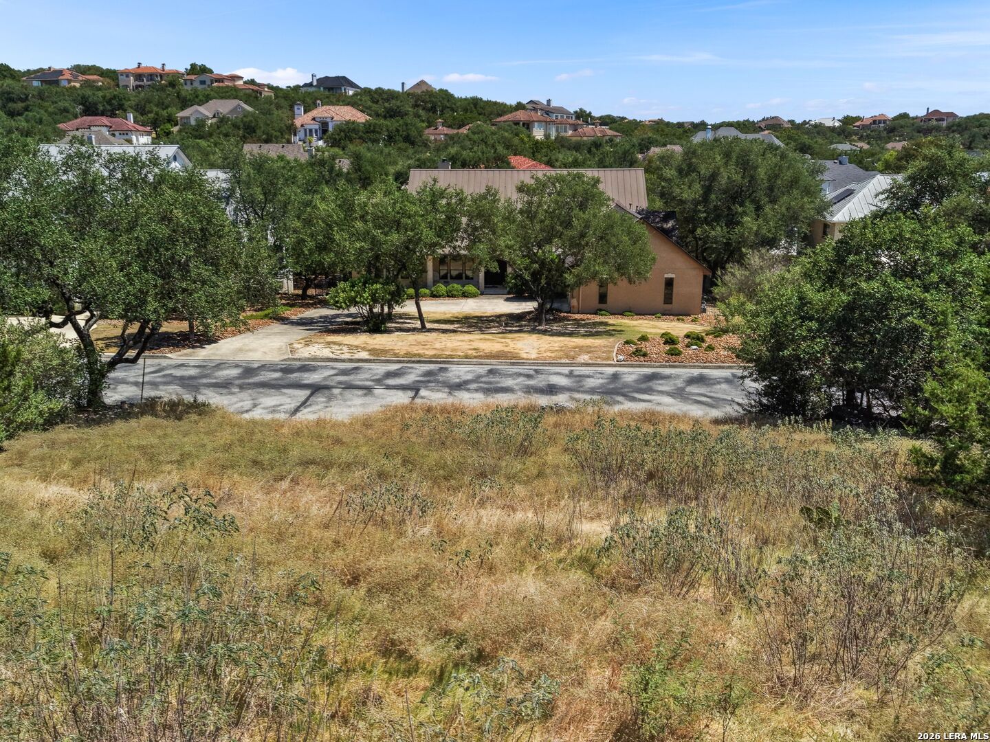 main property photo 6