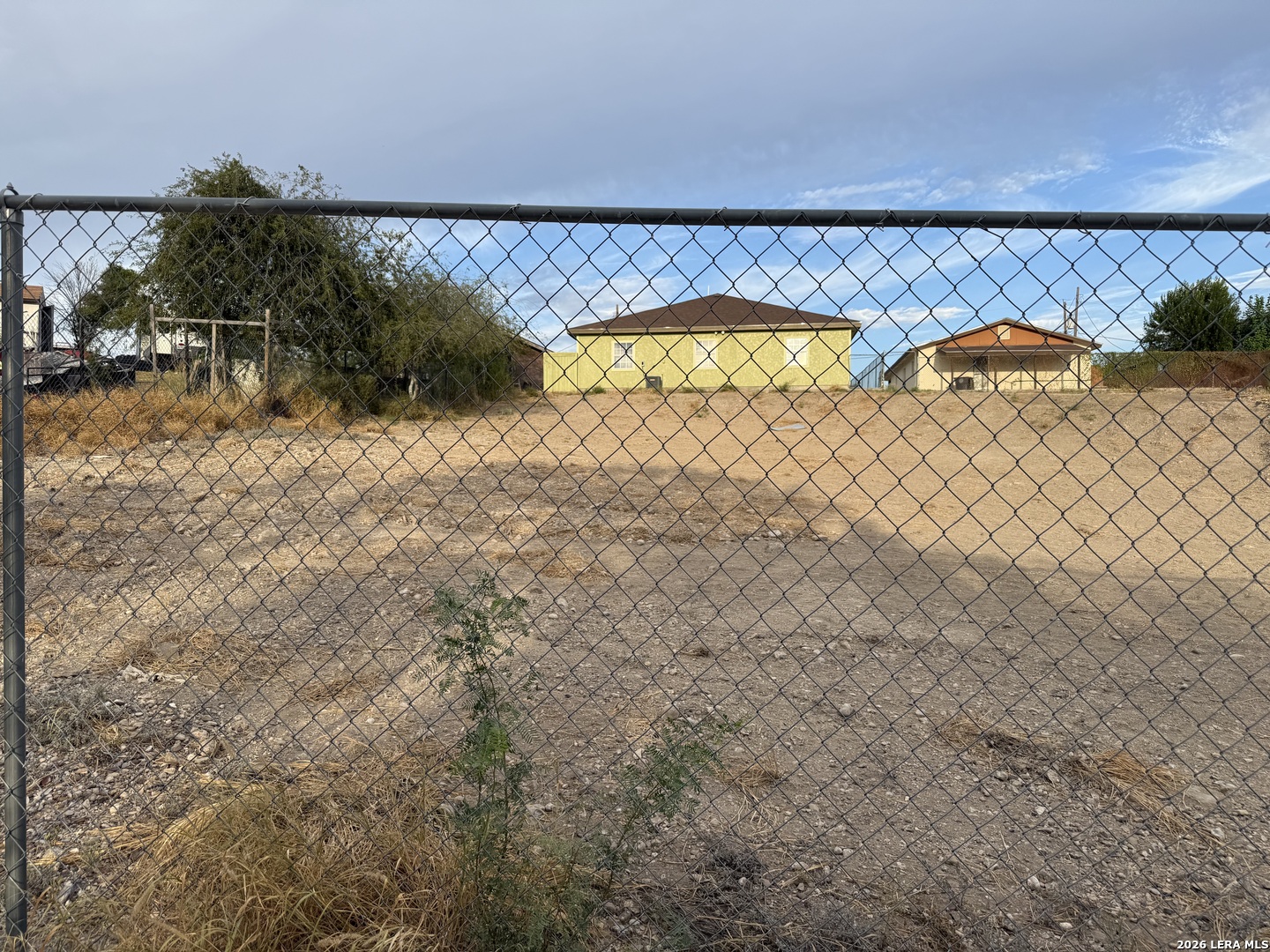 main property photo 14