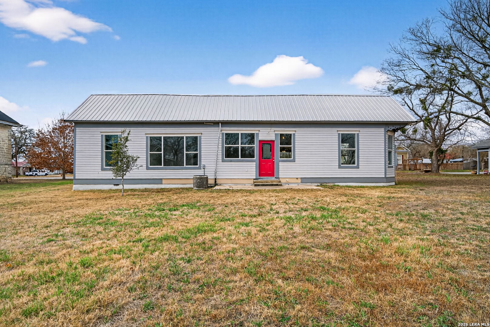 main property photo 27