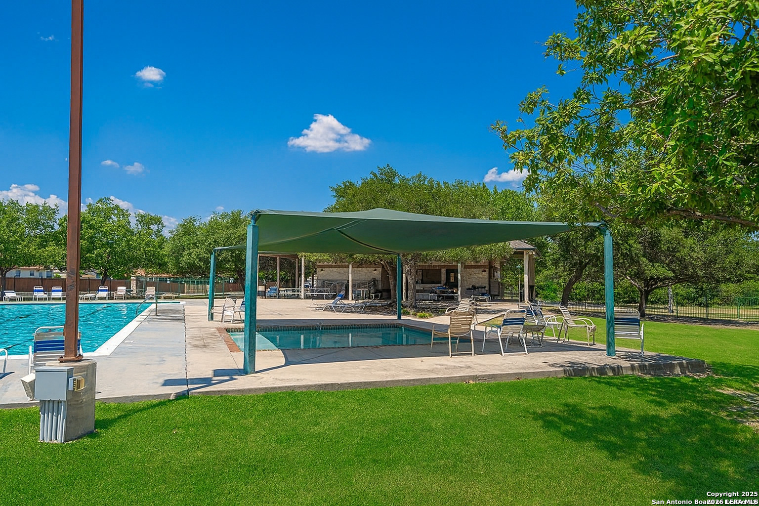 main property photo 38