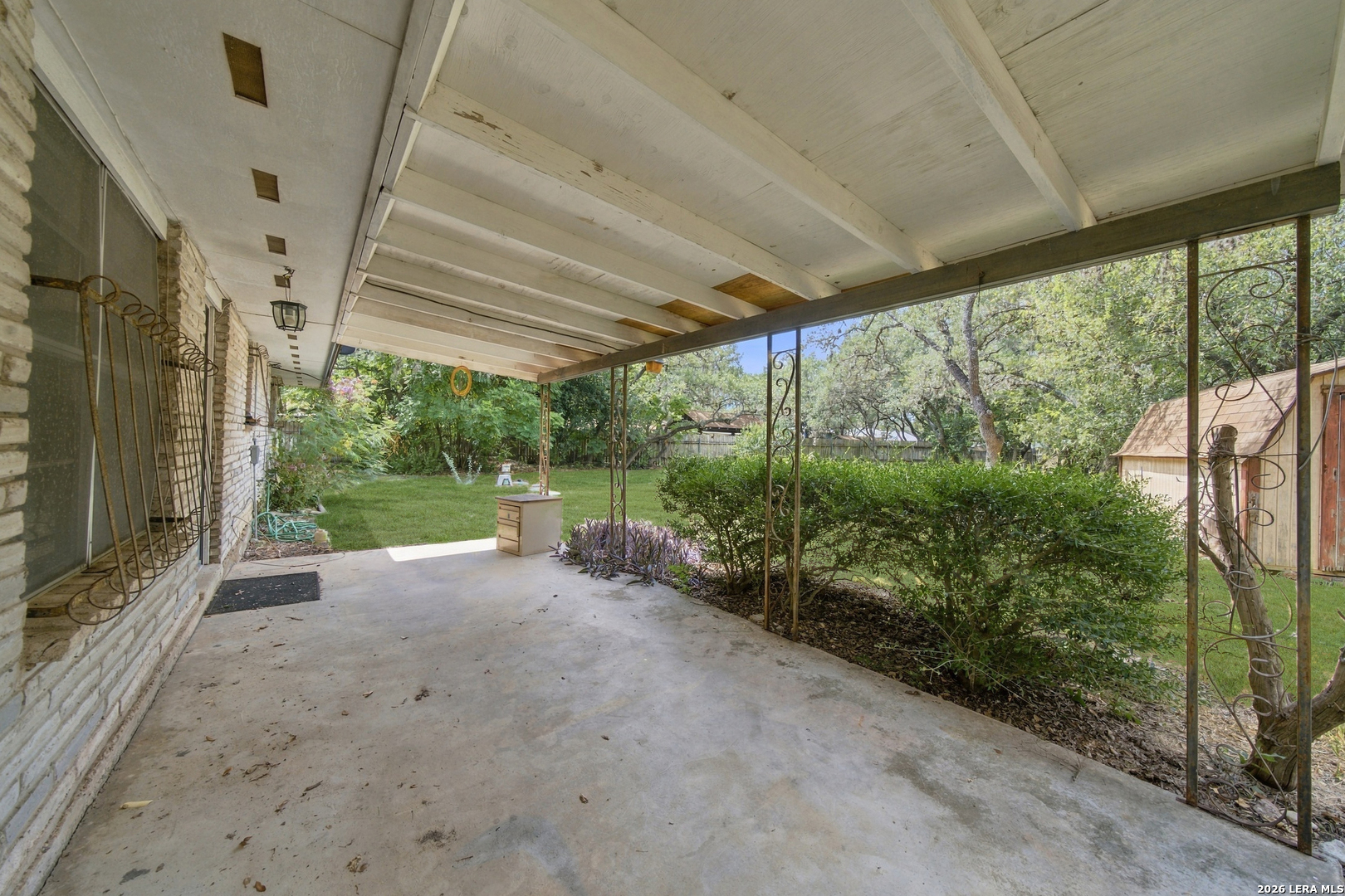 main property photo 38