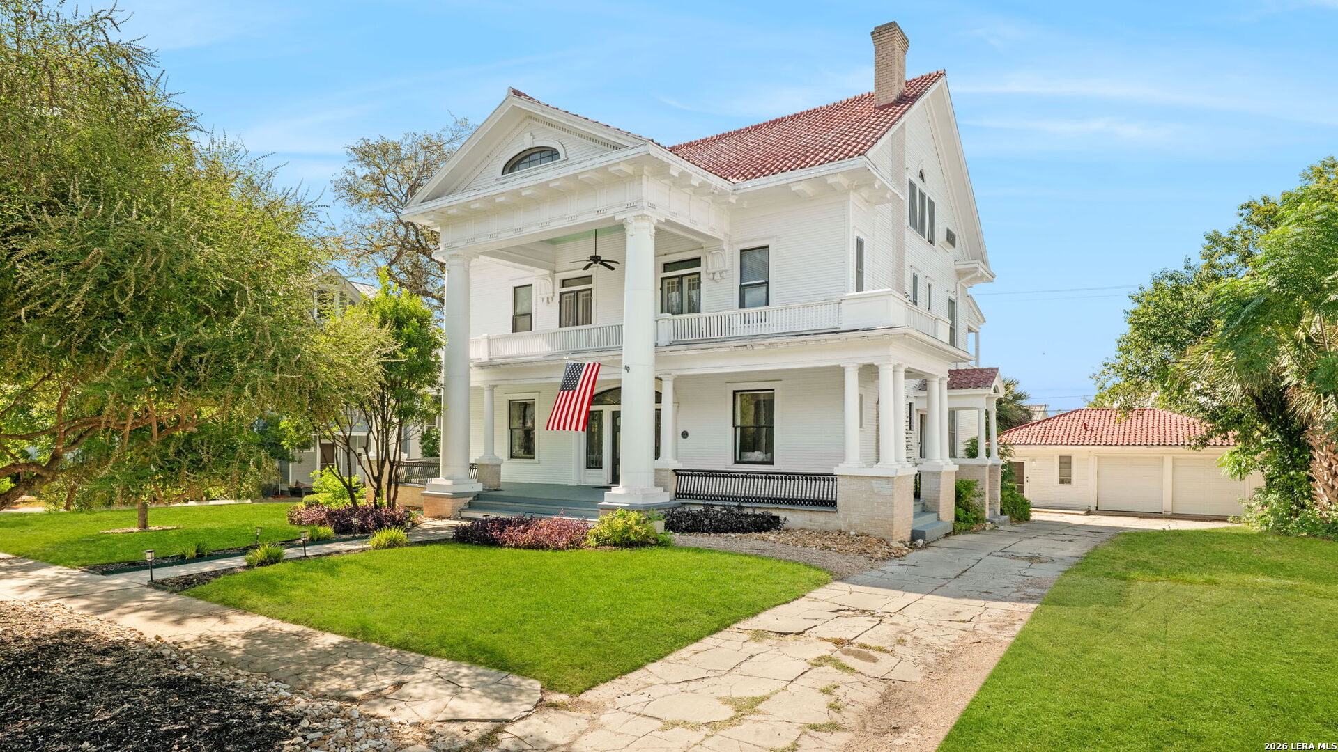 main property photo 1