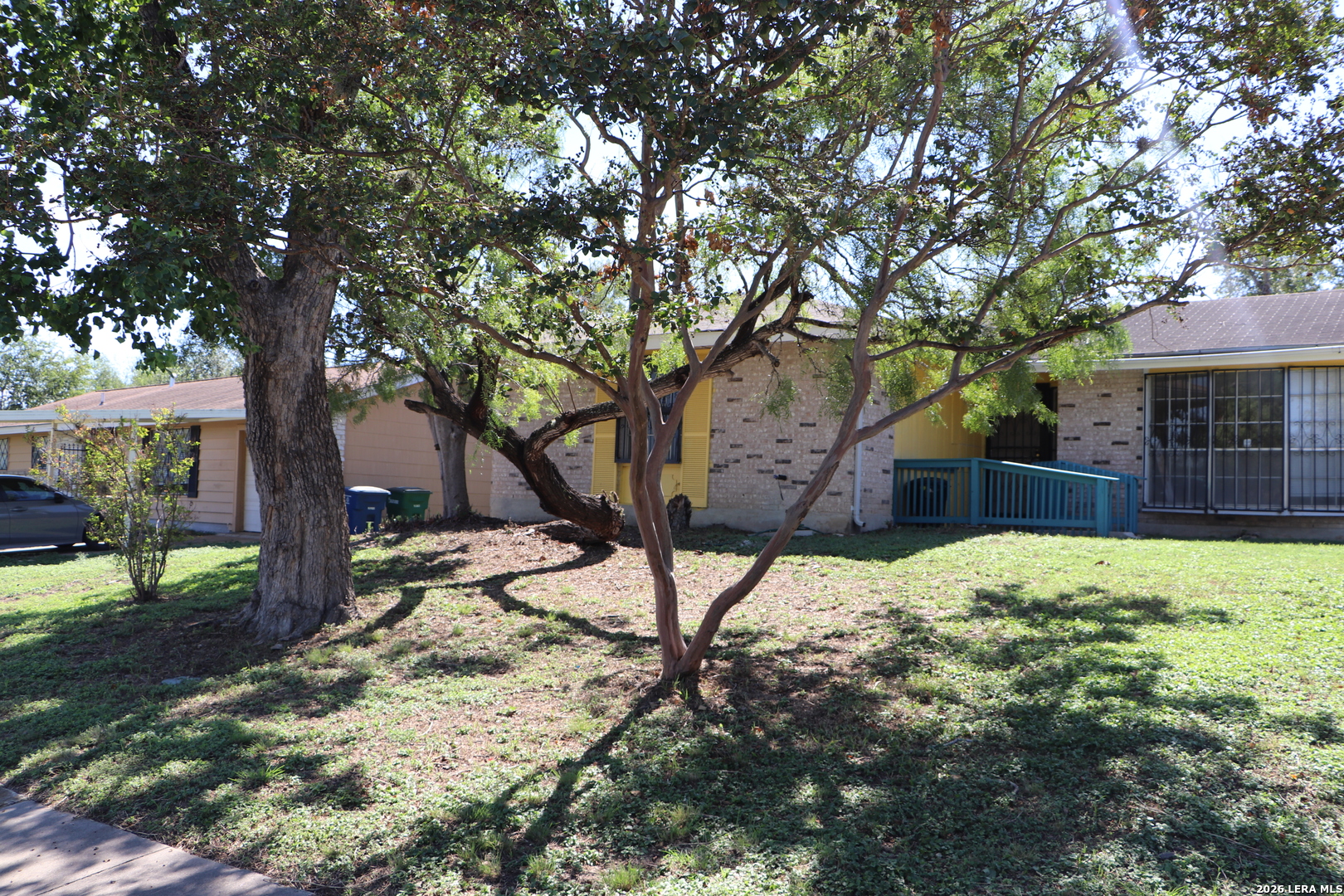 main property photo 13