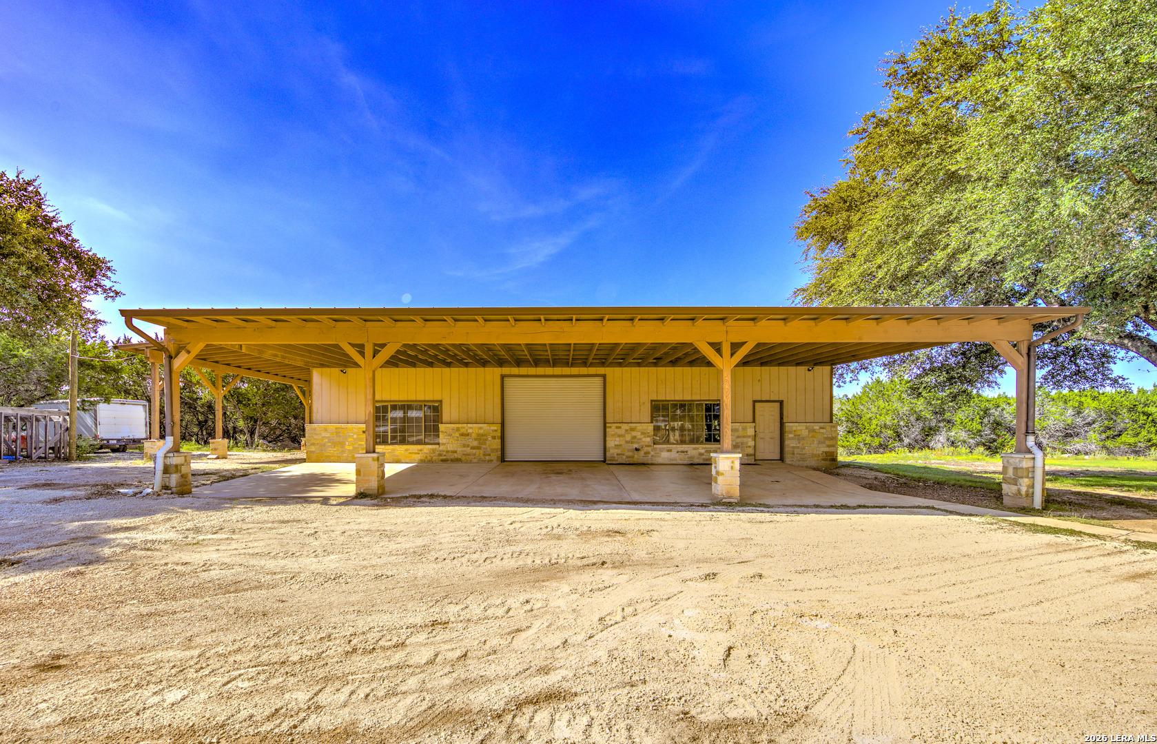 main property photo 57