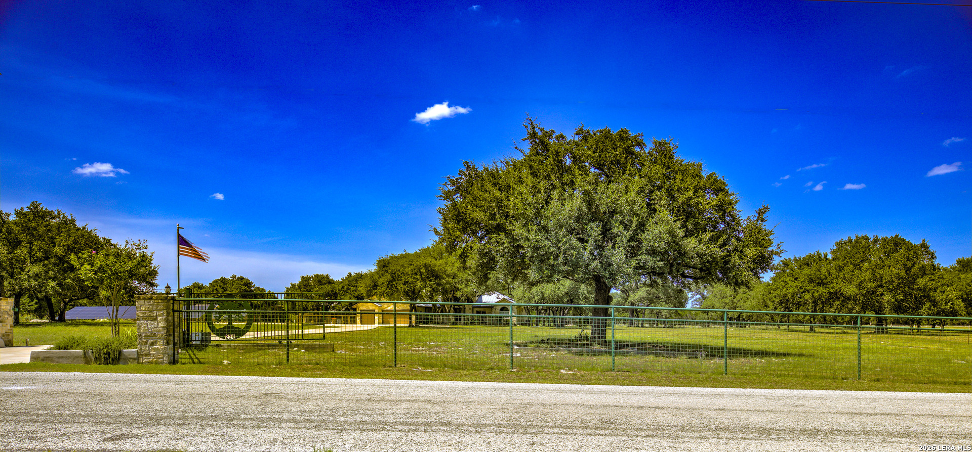 main property photo 78