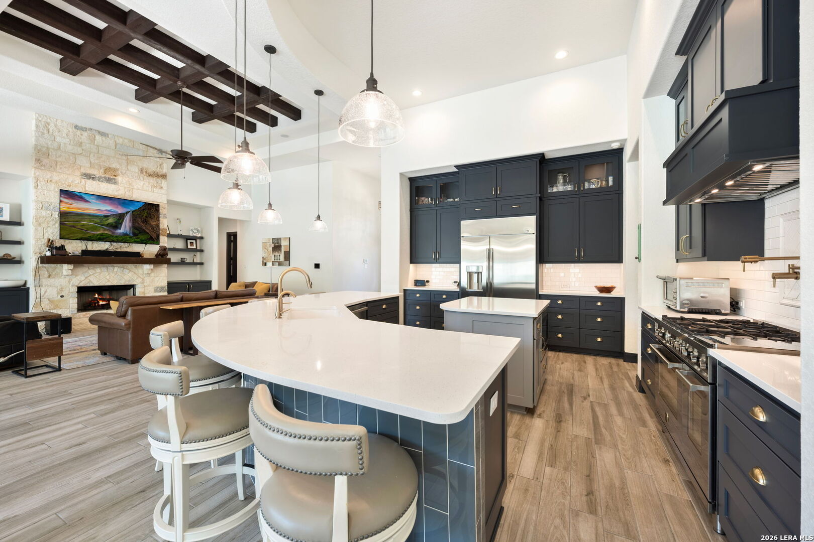 main property photo 44