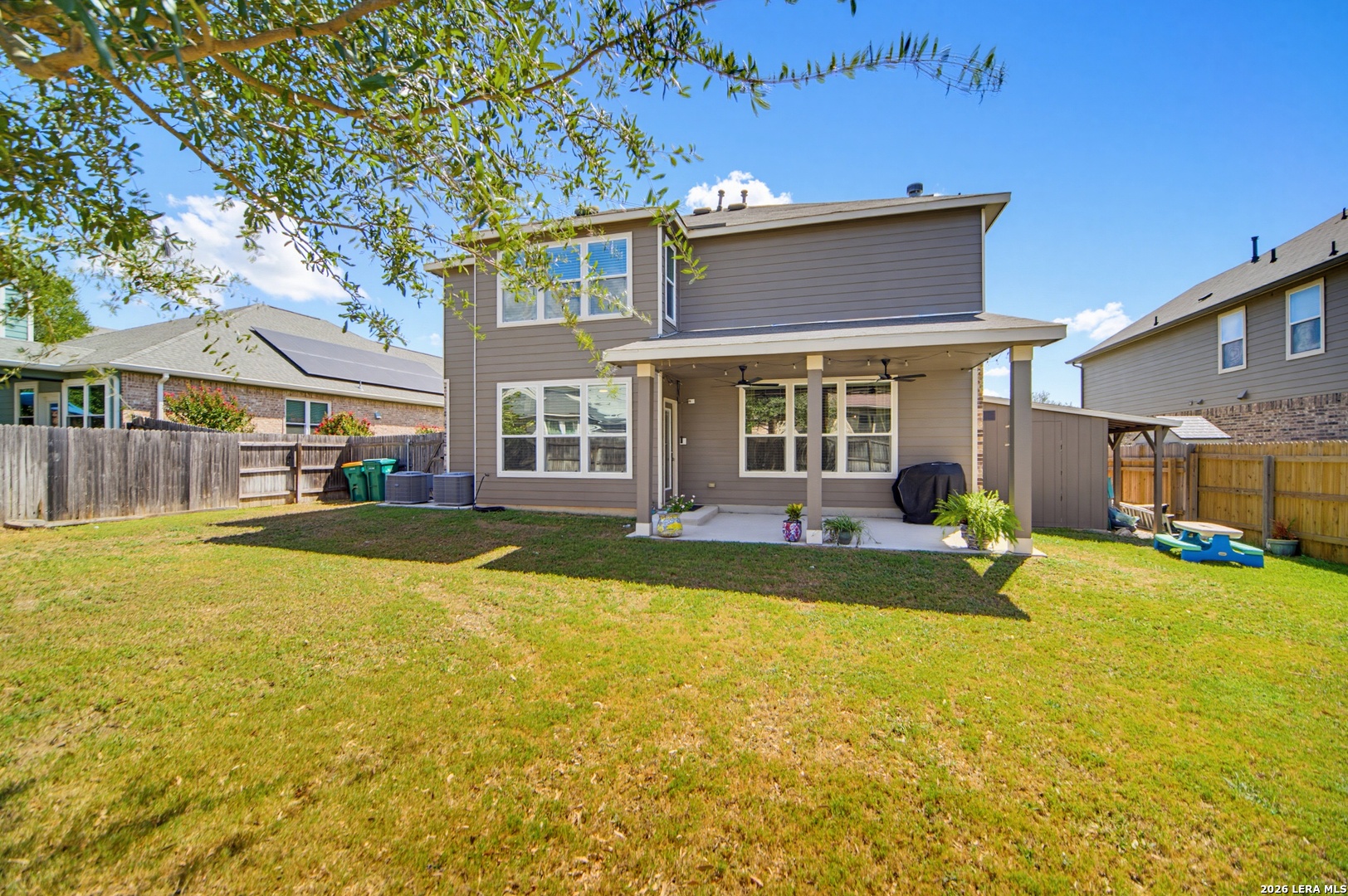 main property photo 30