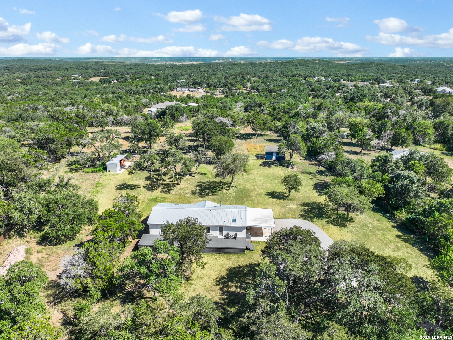main property photo 45