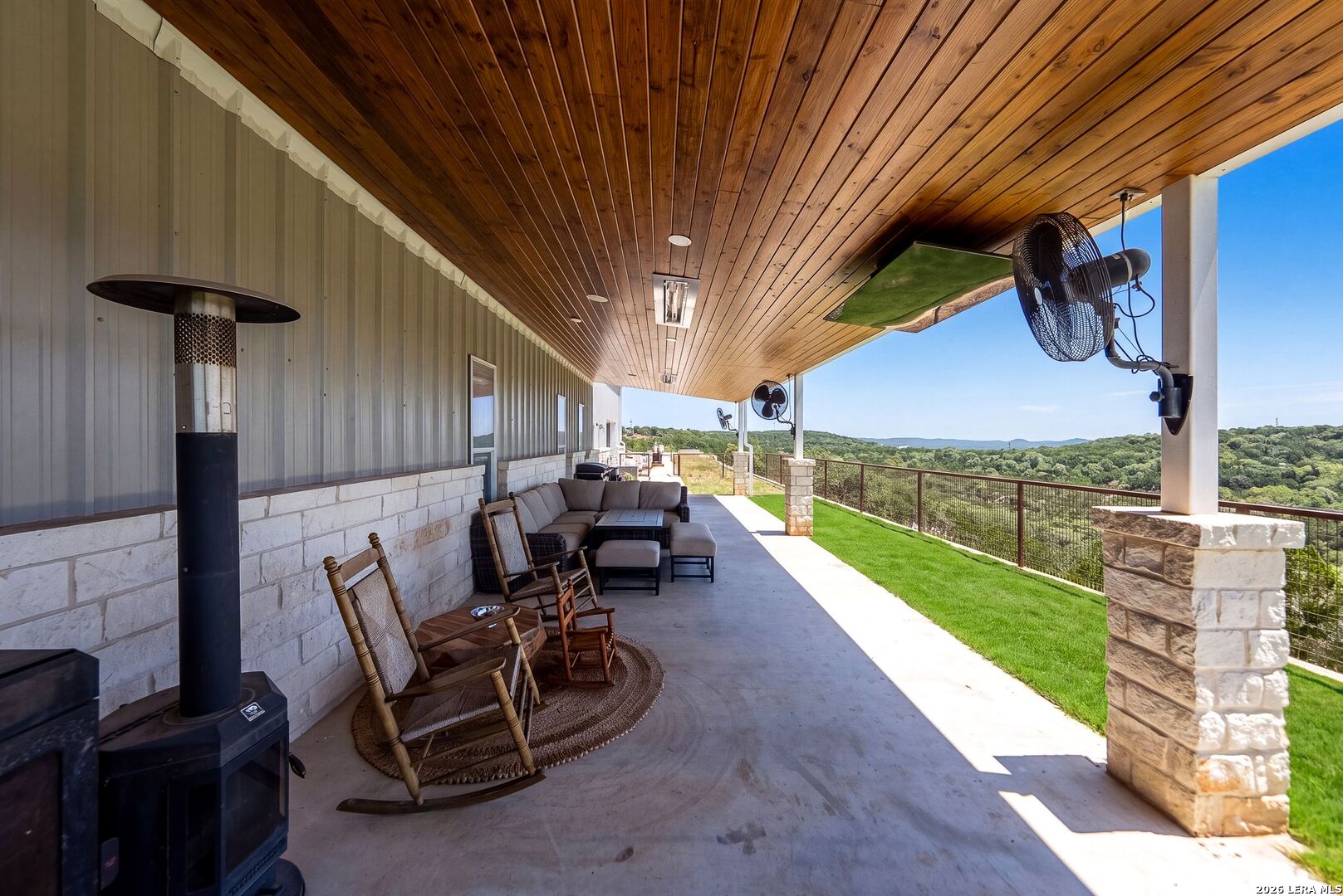 main property photo 44