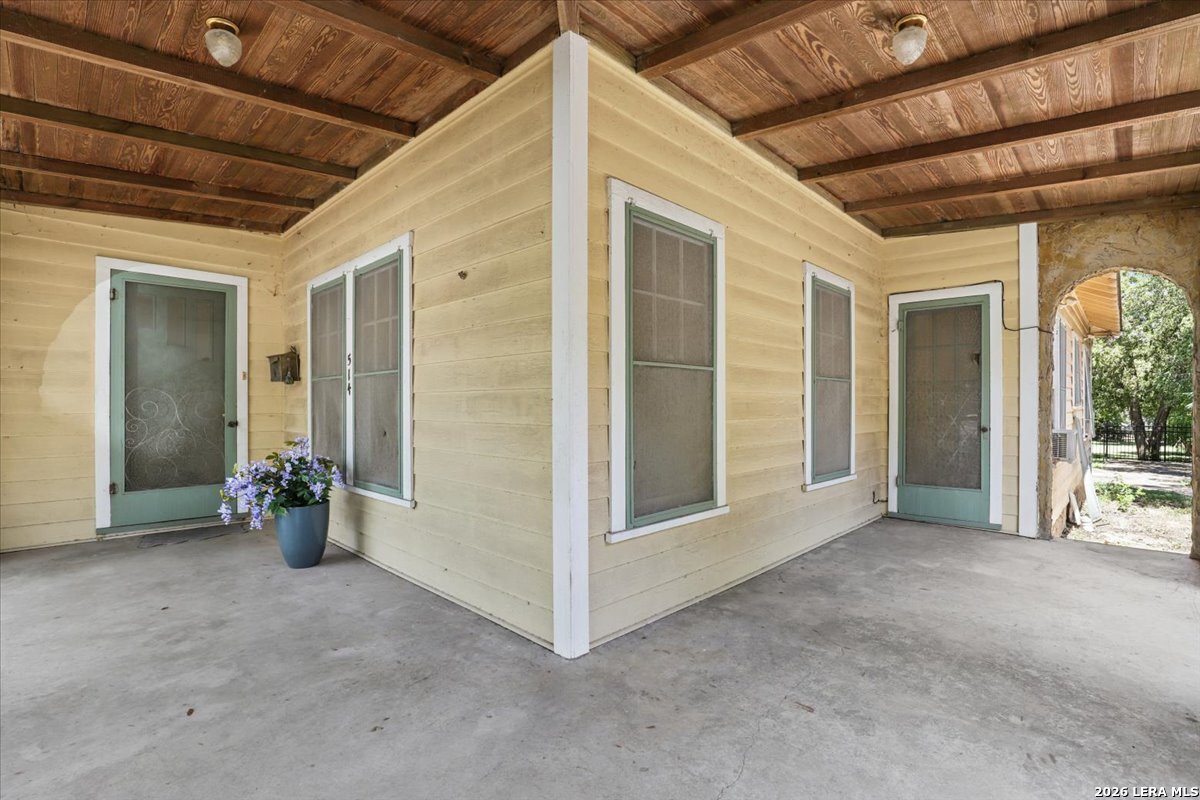 main property photo 14