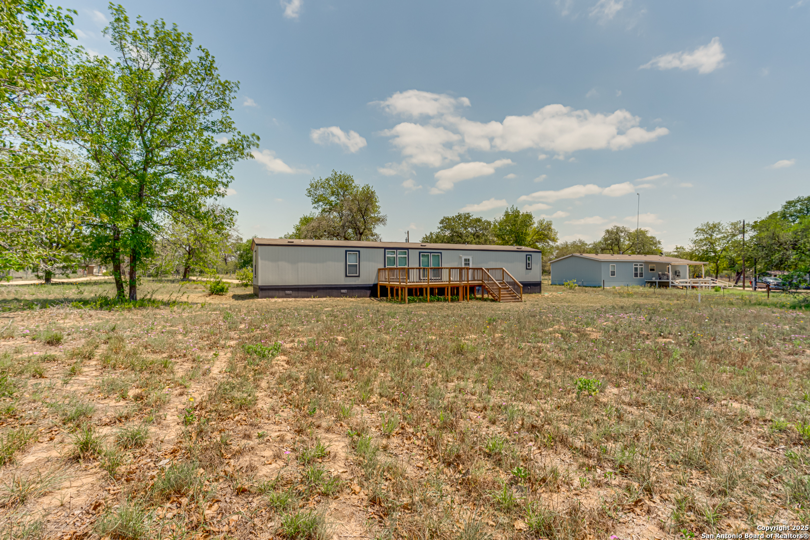 main property photo 35