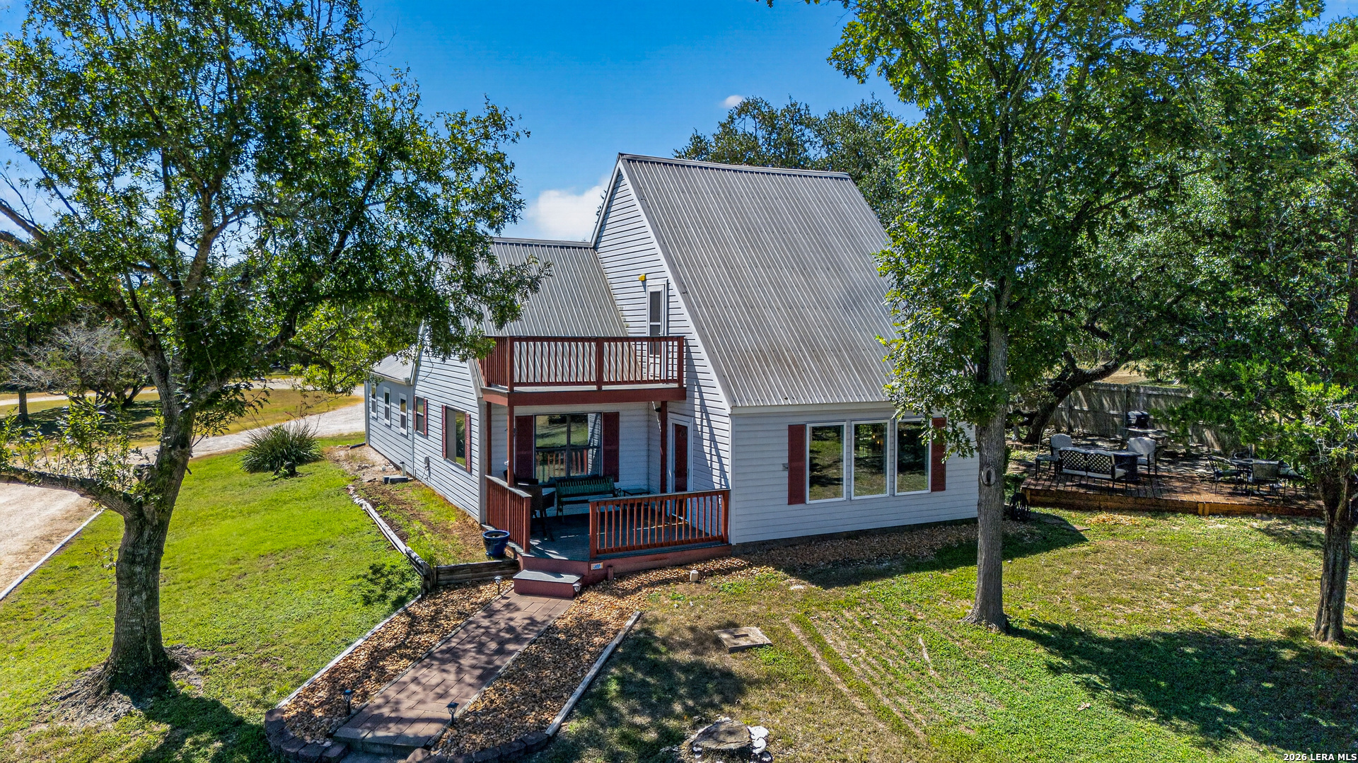 main property photo 39