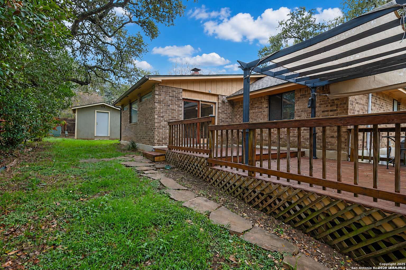 main property photo 13
