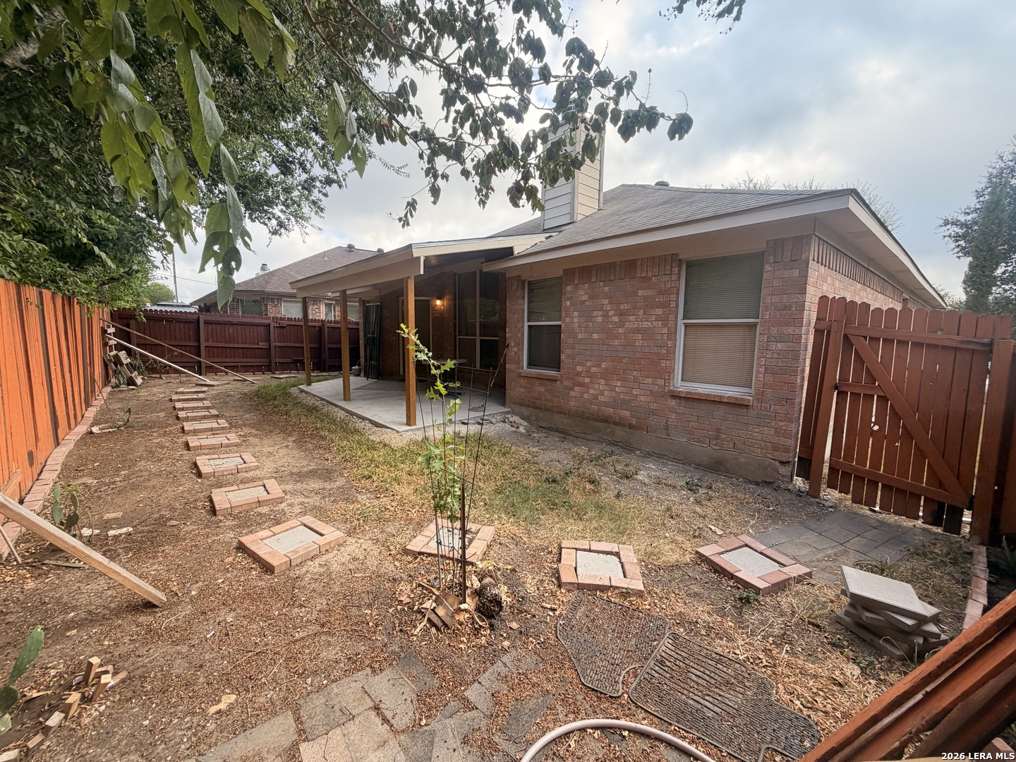 main property photo 31