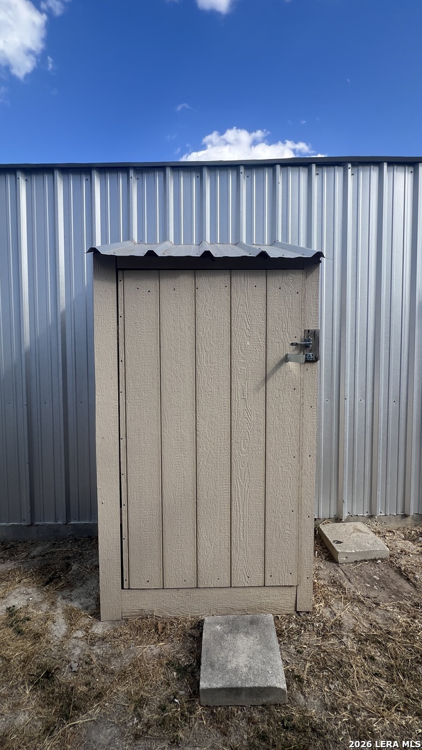 main property photo 38