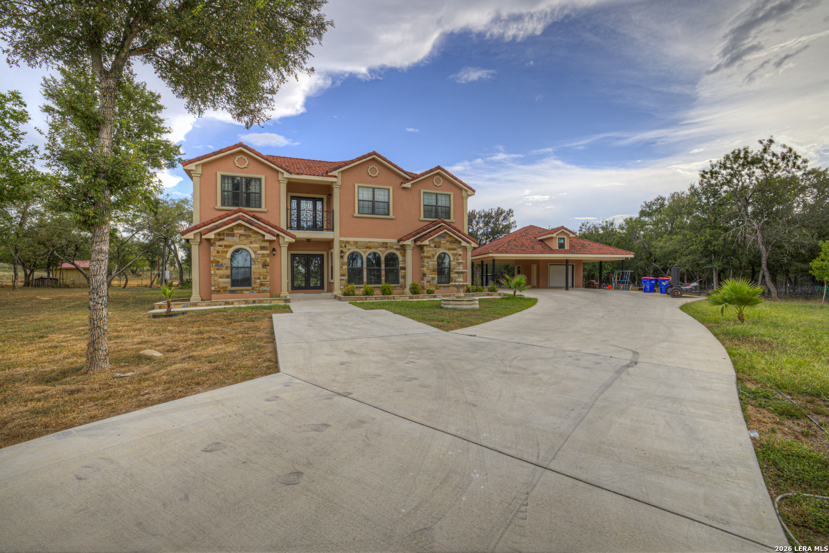 main property photo 4