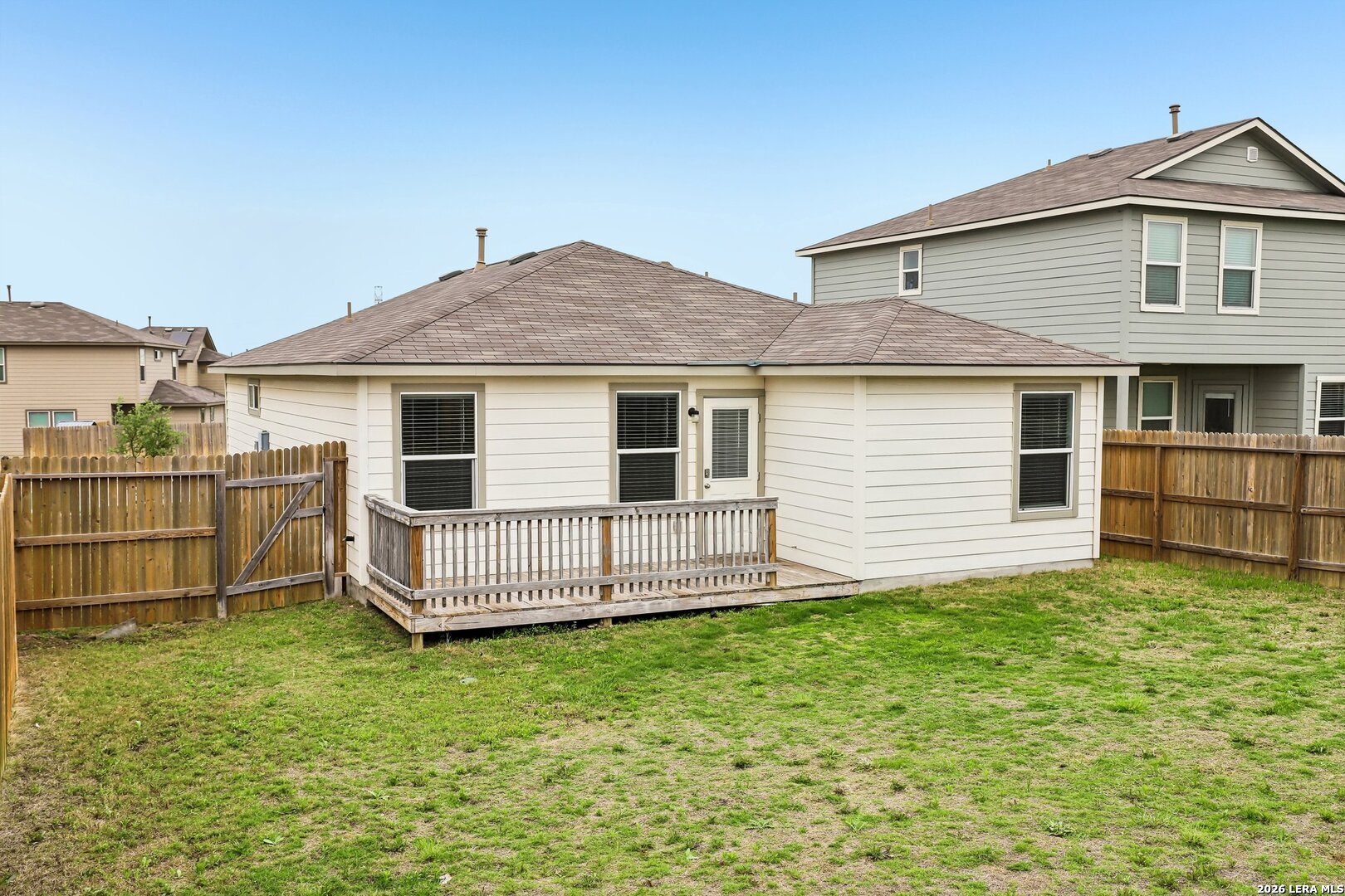 main property photo 22