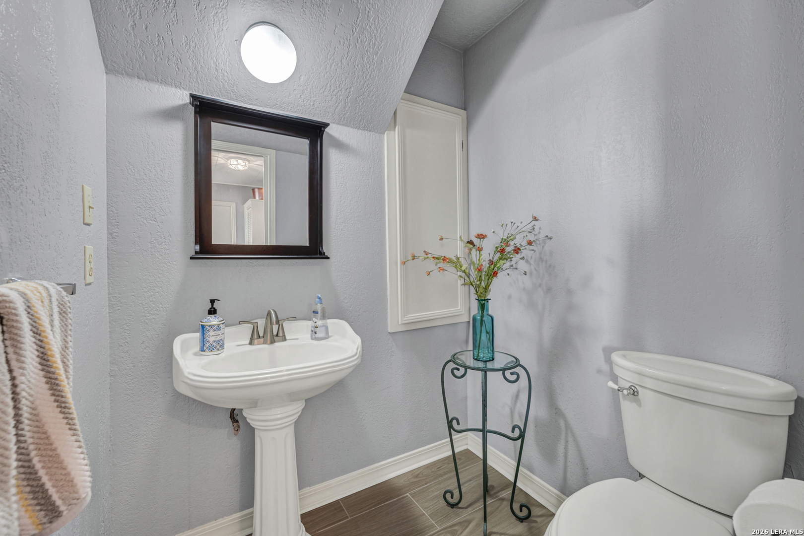 main property photo 19